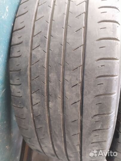 Dunlop SP Sport Maxx 050+ SUV 215/55 R17