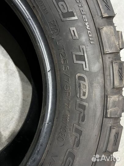 Bfgoodrich Mud-Terrain T/A KM2 255/75 R17 111Q