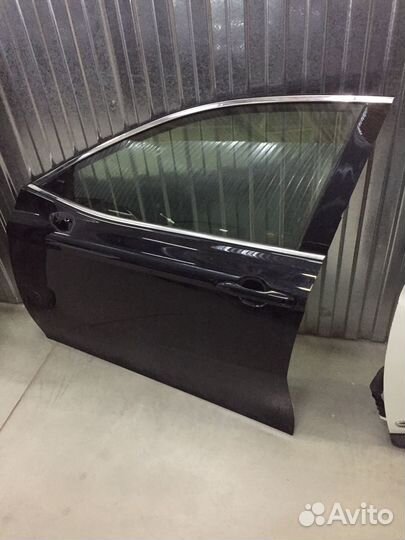 Дверь левая Тойота Камри в 70 Camry V70 20г