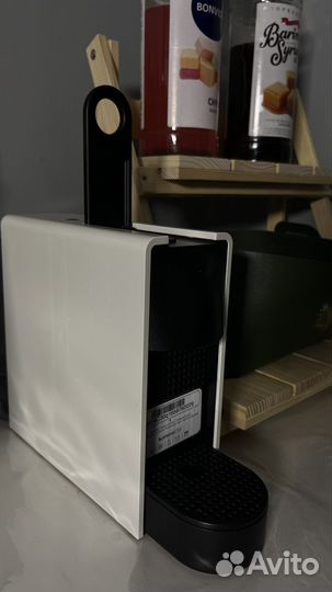 Аренда рабочего места мастера маникюра /бровиста