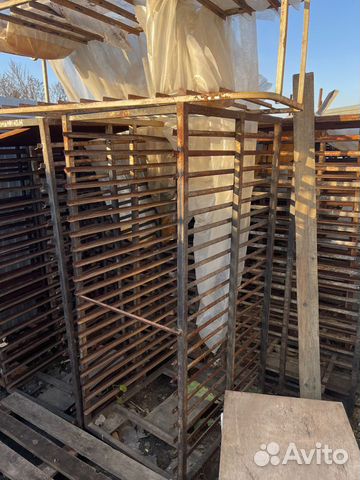 Шпилька крашенная сталь 60х90х180