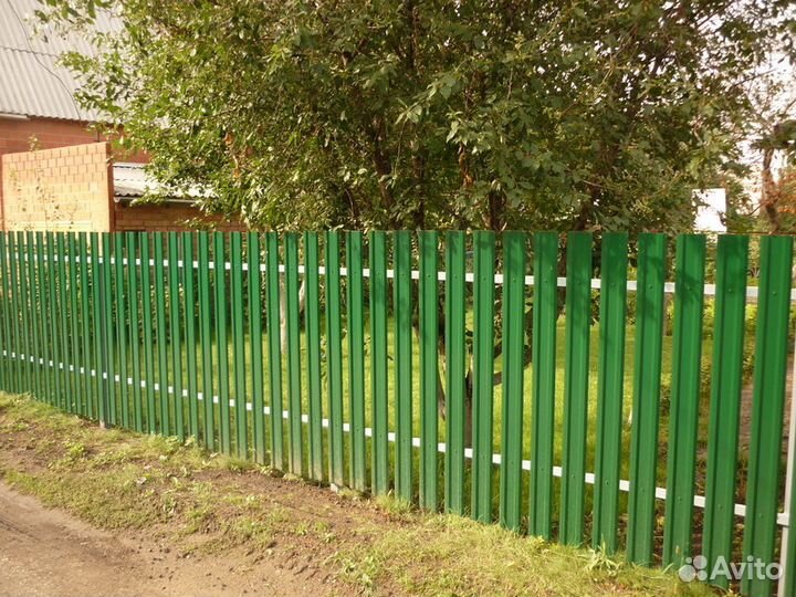 Заборы из проф. листа