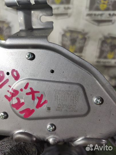 Моторчик заднего дворника Toyota Corolla Axio