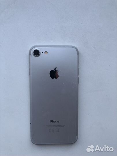 iPhone 7, 32 ГБ