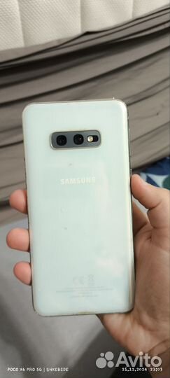 Samsung Galaxy S10e, 6/128 ГБ