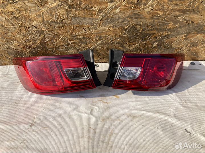 Фонарь задний Renault Clio 4
