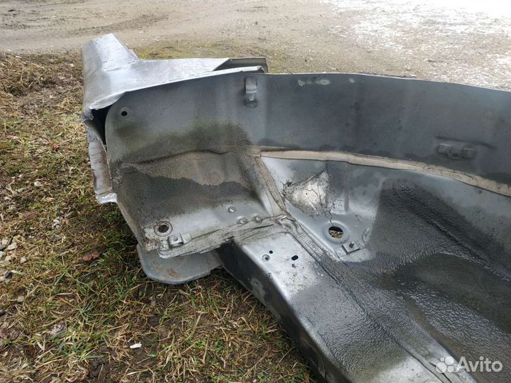 Hyundai elantra V md задняя левая арка,порог