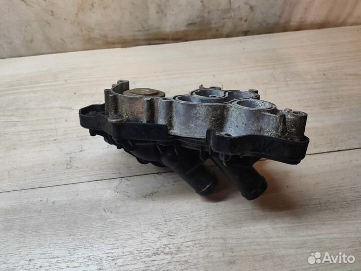 Помпа механическая Skoda Octavia A7 1.6 CWVa