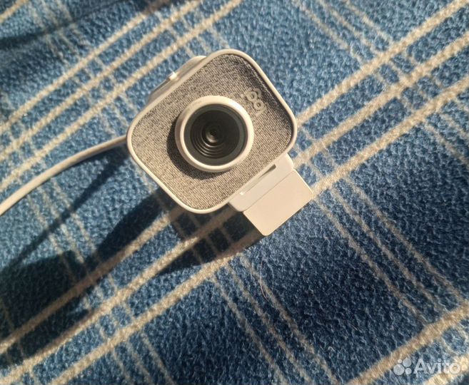 Веб-камера Logitech StreamCam