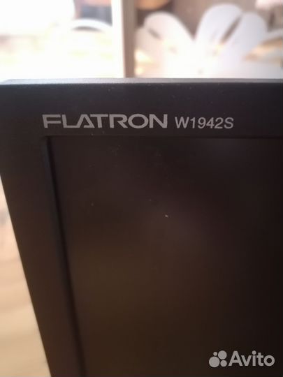 Монитор LG flatron