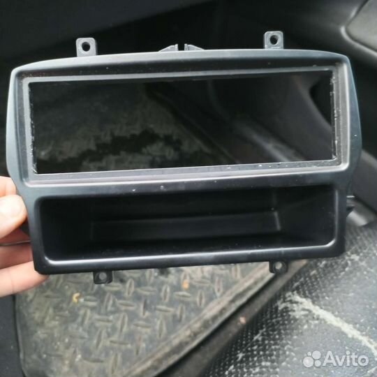 Рамка для магнитолы LADA Granta