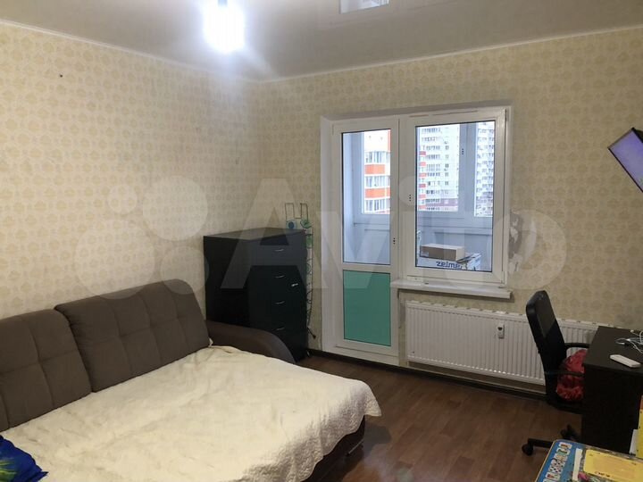 2-к. квартира, 57 м², 5/18 эт.