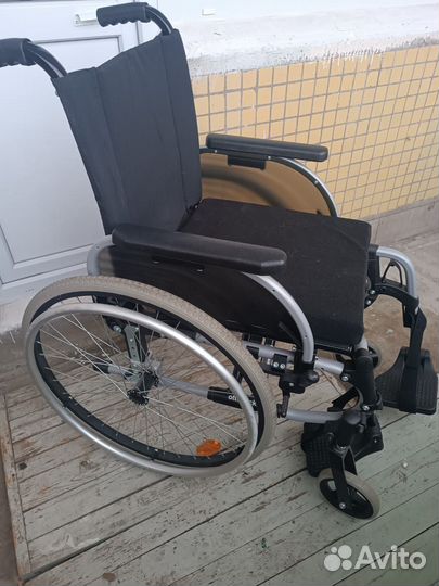 Коляска инвалидная