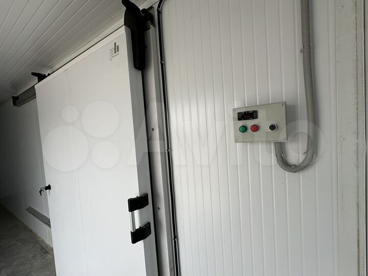 Склад, 200 м²