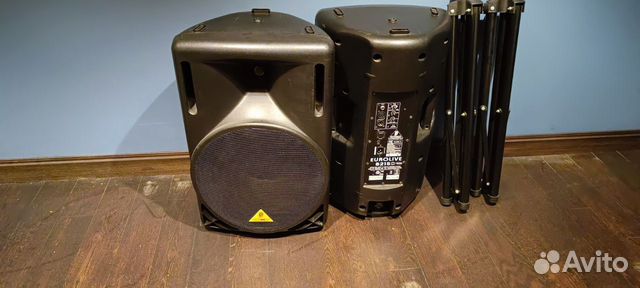 Behringer B215D активная акустическая система, 15' купить в Санкт ...