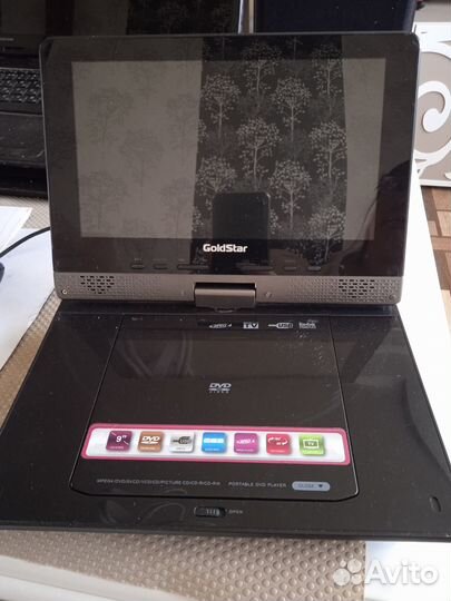 Портативный видеопроигрыватель