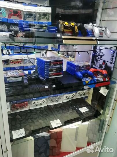 Sony PS3 с играми 2 новых геймпада