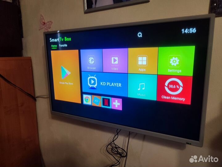 Смарт тв приставка TV stick 4K ultra HD 8/128