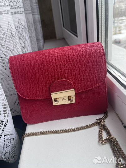 Сумка красная