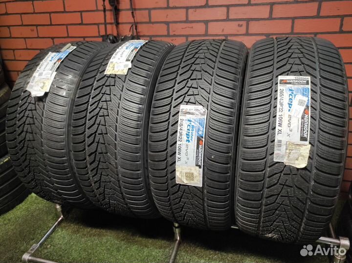 Hankook Winter I'Cept Evo 3 X W330A 265/40 R22 106W