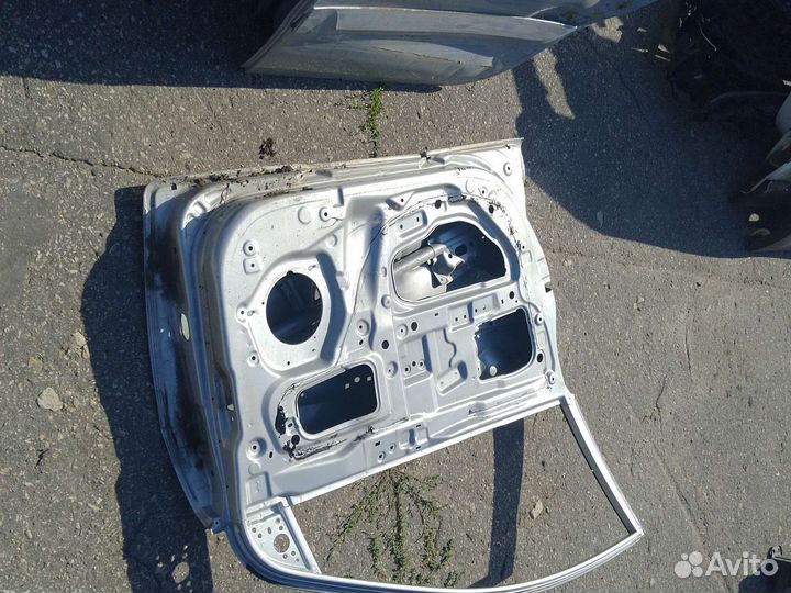 Дверь передняя левая Hyundai Solaris