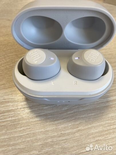 Беспроводные наушники JBL 115TWS