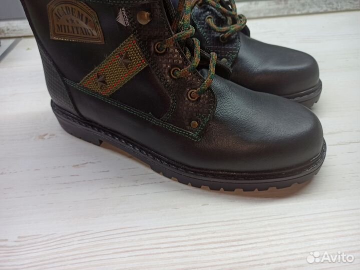 Ботинки мужские Genuine Military 42 размер новые