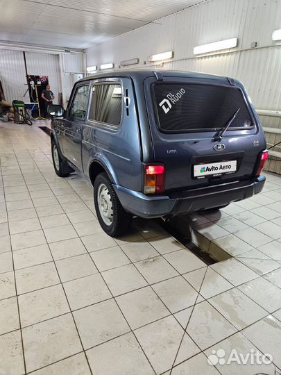 LADA 4x4 (Нива) 1.7 МТ, 2015, 111 000 км