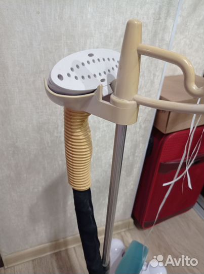 Отпариватель для одежды вертикальный