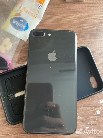 iPhone 8 Plus, 128 ГБ