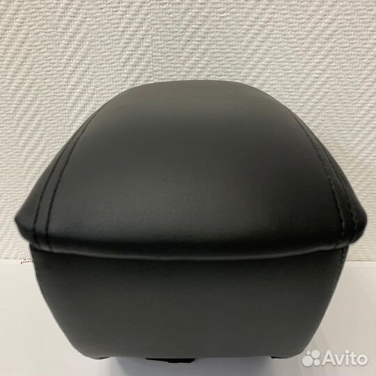 Штатный подлокотник ford focus II\ II+ (2004-2011)