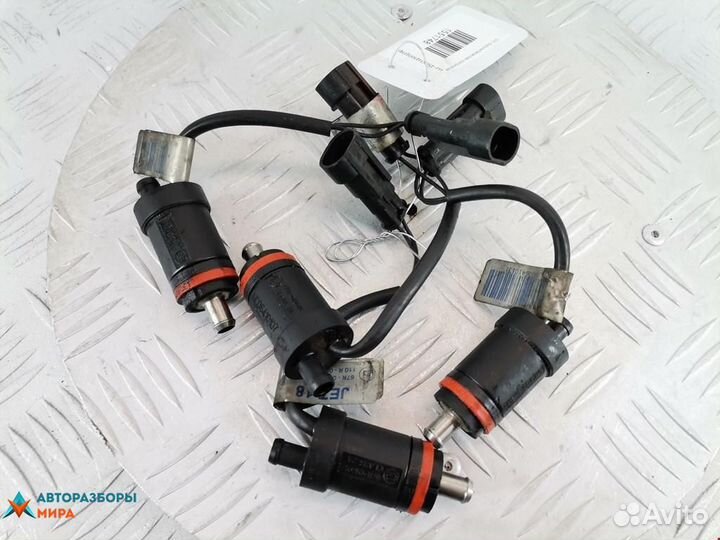 Форсунка Volkswagen Golf 3 1999 06A906031C