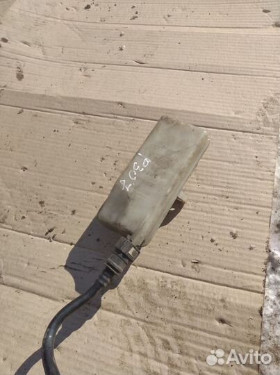 Бачок жидкости Гур Пежо 307