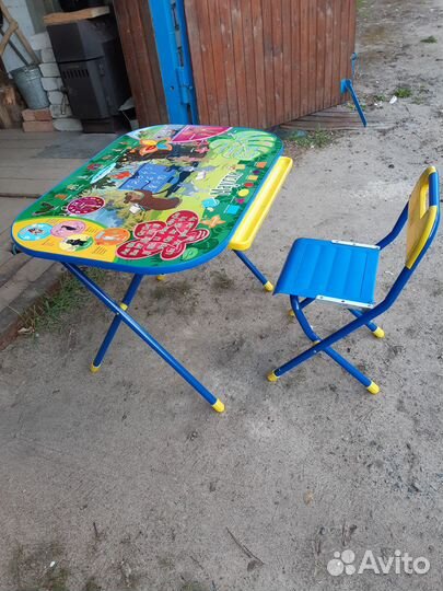 Детский складной столик и стульчик