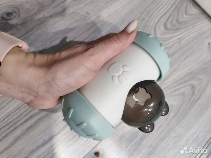 Игрушка кормушка для собаки