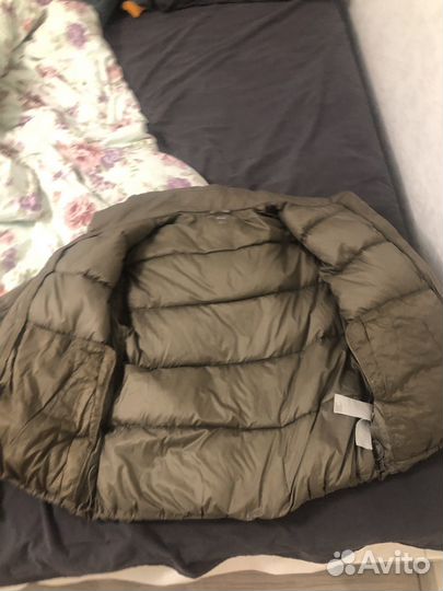 Uniqlo пуховик m
