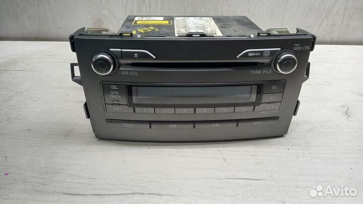 Магнитола Toyota Auris Е150