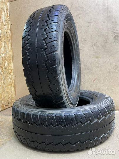 Hankook Radial RA10 215/75 R16C R