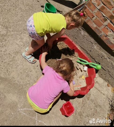 Няня (домашний детский сад)