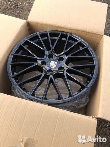 R21 разноширокие на Porsche Cayenne Black 5х130