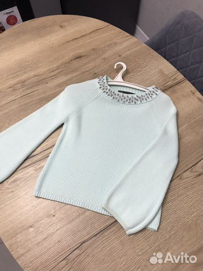 Свитер женский