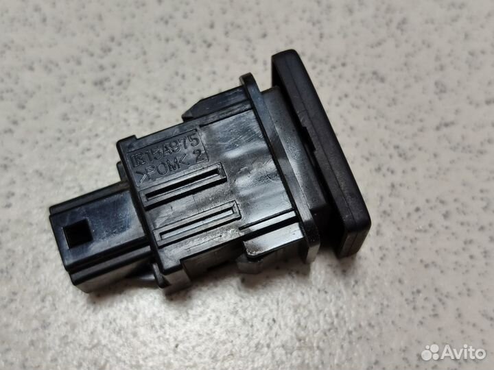 Кнопка омывателя фар Toyota Land Cruiser 200