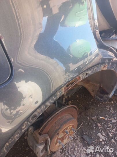 Крыло заднее правое Subaru Tribeca