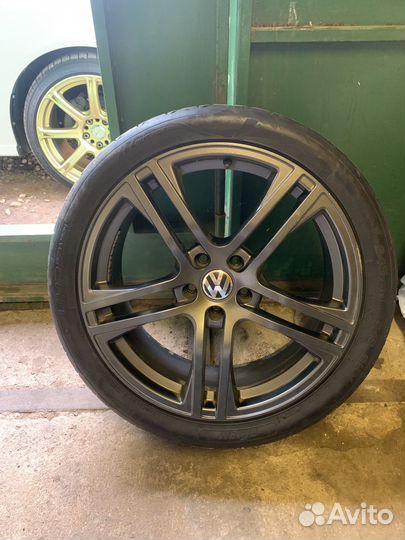 Riken UHP 245/40 R19 98Y