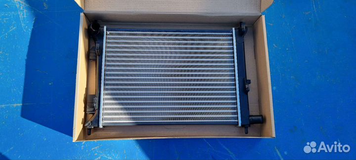 Радиатор охлаждения Solaris-KIA RIO 3 МКПП
