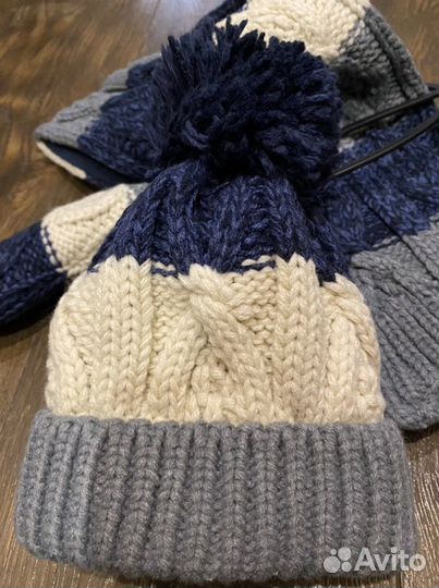 Комплект: шарф, шапка и варежки, фирма Next