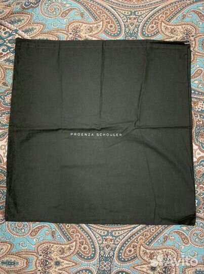 Чехлы пыльники на вещи оригиналы