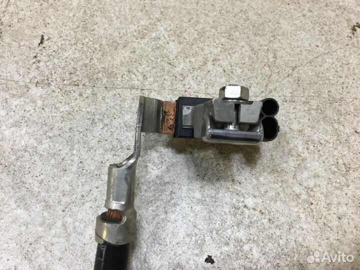 Клемма аккумулятора - Mercedes-Benz S-Class W222