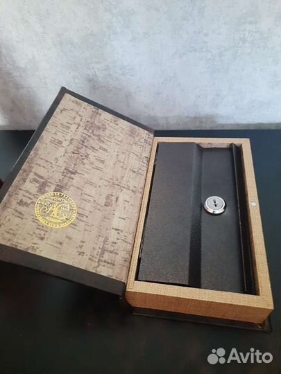 Книга сейф, шкатулка