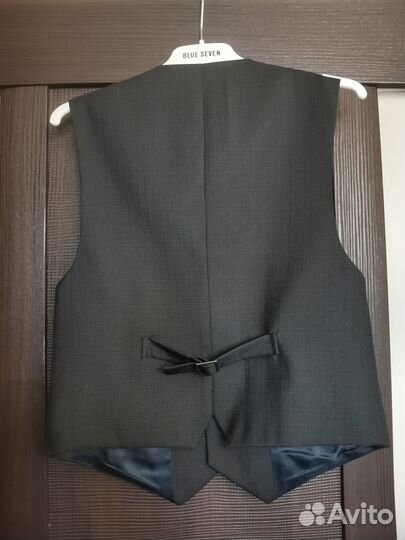 Жилет для мальчика черный, р.32/134